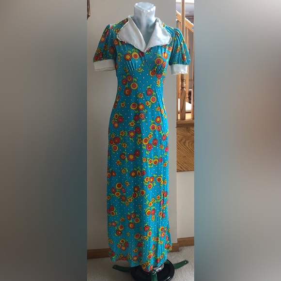 Vintage Queen’s Way Long Dress Size 5 - Picture 1 of 4